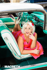 Emily Ellyn crave local cupcakes
