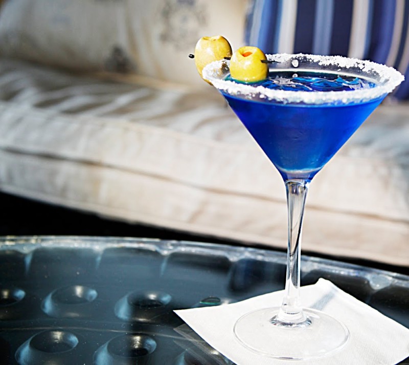 Signature Cocktail Recipes Godolphin S Royal Blue Martini